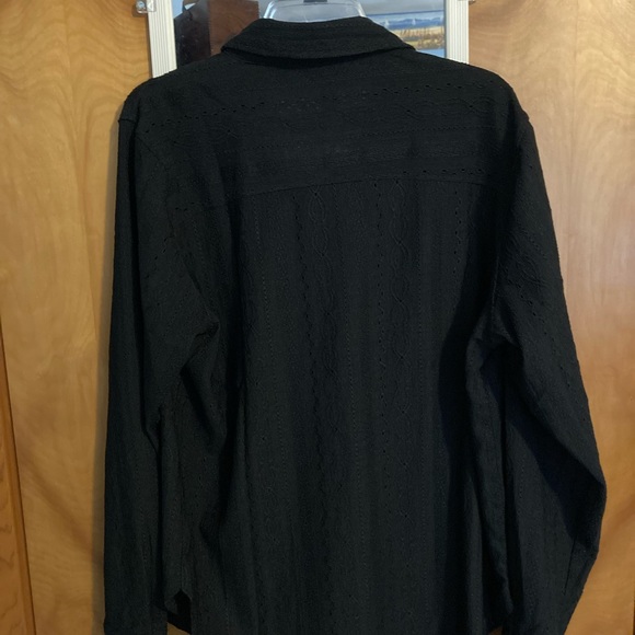 Day trip black light weight blouse. NWT - Picture 4 of 4